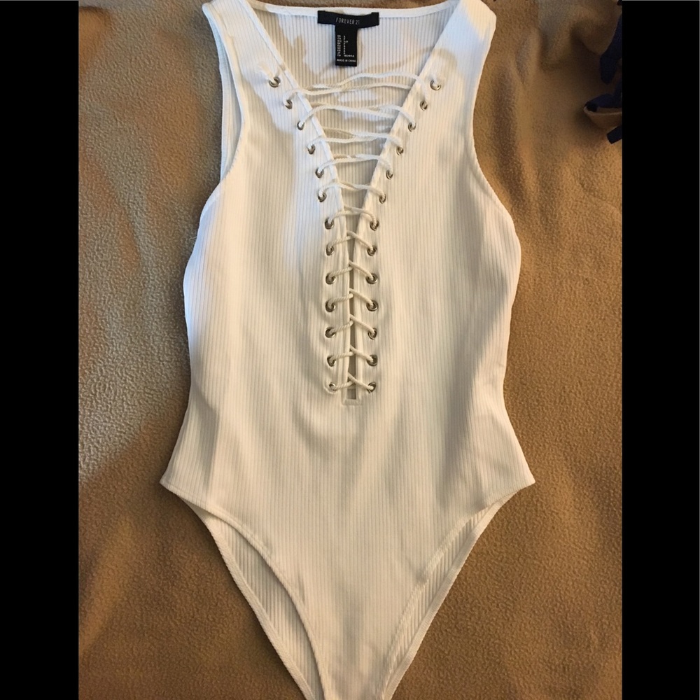 ❤️NWOT❤️ Forever 21 Bodysuit